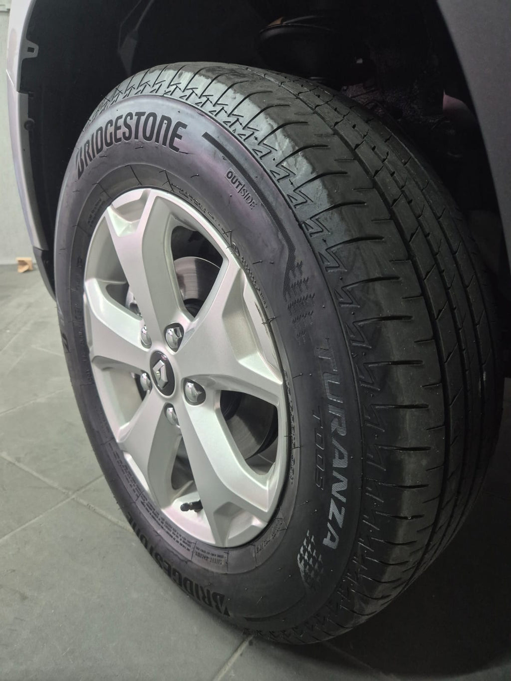 RENAULT DUSTER INTENSE PLUS X-TRONIC